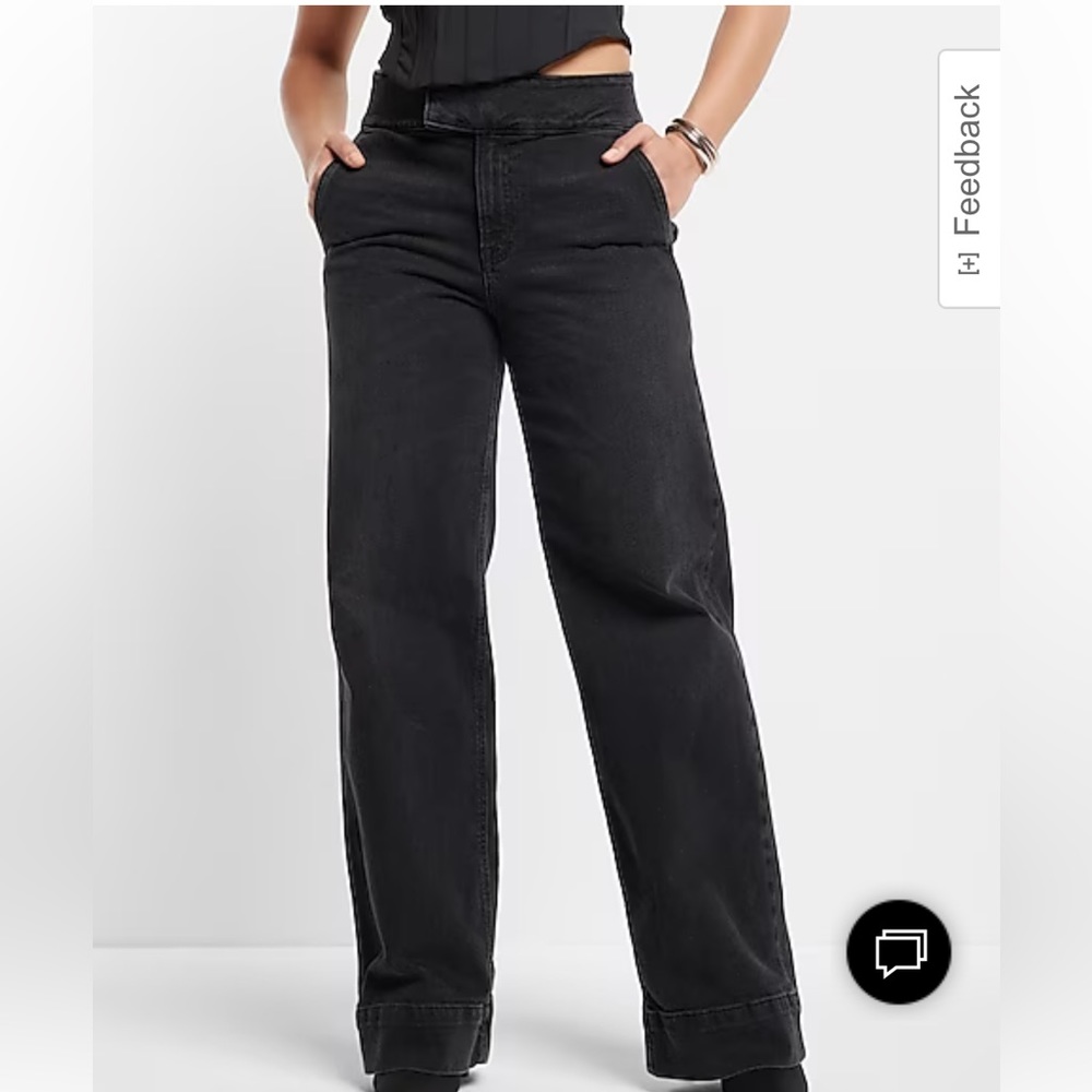 🆕 High Waisted Washed Black Tall
Hem Wide Leg Jeans